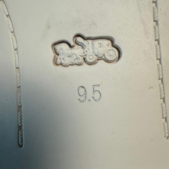 Coach Jaci Logo T-strap Flat Sandals Slingback Women's 9.5B White Leather C2924 - Picture 7 of 8